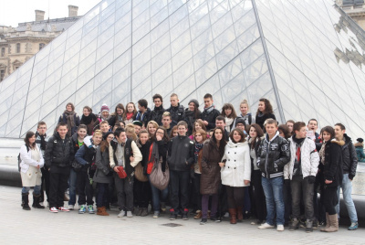 Le Louvre groupe {JPEG}